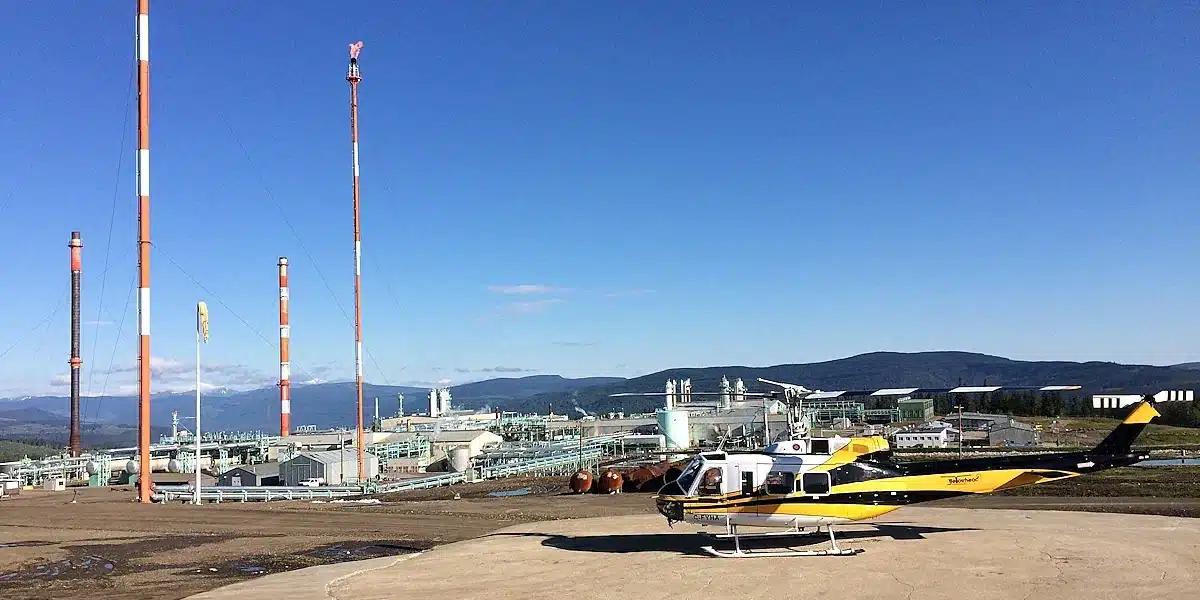 photo of Bell 212 helicopter parked near the Hasler Gas Plant near Chetwynd BC pipeline construction pipeline patrol